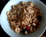 A picture of step 1 of My Bran flakes with Dried Fruit and fresh sliced Mango 😍.