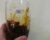 A picture of step 5 of Tiger Stripe Brown Sugar Milk with Pearls.