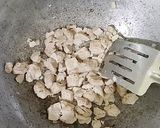 A picture of step 1 of Soya chunks veg chowmein.