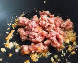Hình bước làm 3 của món Đậu Bắp Xào Thịt Bằm