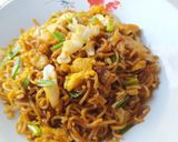 Foto langkah ke 4 dari resep Mie Goreng Tok Tok.