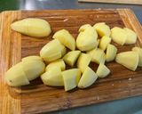 Une image de l'étape 20 de Poulet aux carottes, panais, petits pois et pommes de terre.