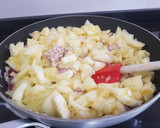 Foto del paso 3 de la receta: Calabacines rellenos con salsa semi boloñesa de pavo picado