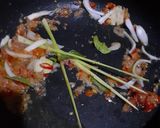 Foto langkah ke 4 dari resep Cumi Saus Padang.