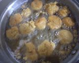 A picture of step 4 of Khatty laddu.