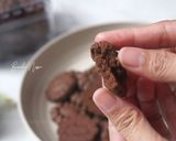 Foto langkah ke 5 dari resep Kue Semprit Coklat.