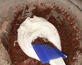 Foto del paso 4 de la receta: Bizcochuelo para torta de chocolate esponjoso
