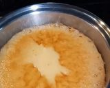 Foto langkah ke 3 dari resep Bolu karamel sarang semut.