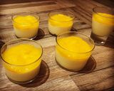 Une image de l'étape 9 de Mousse au citron et purée de mangue.