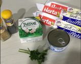 Une image de l'étape 1 de Mini croissant tartare thon persil.