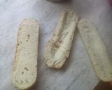 Foto del passaggio 1 della ricetta Sfilatino salsiccia e stracchino