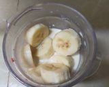 Foto langkah ke 3 dari resep Smoothies Pisang Sunpride Strawberry.