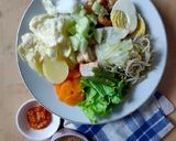 Foto langkah ke 6 dari resep Gado-gado Siram Favorit Doi.