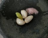 Foto langkah ke 2 dari resep Tumis Kubis Buncis Jamur.