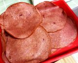 Foto langkah ke 2 dari resep [Menu Sarapan] Sandwich Gulung Smoked Beef Telur Keju Mayonaise.