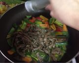 彩椒炒牛肉的食譜步驟3照片