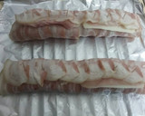 Foto del paso 6 de la receta: Rollos de pollo y beicon con salsa del piquillo