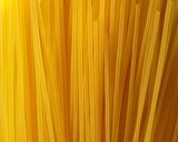 Foto del passaggio 2 della ricetta Spaghetti al tonno