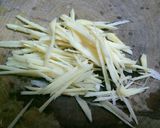 Hình bước làm 3 của món Canh Cải Bẹ Xanh Giò Sống