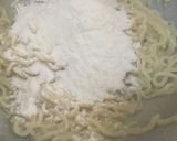 A picture of step 1 of Maggi Pakoras Katoris.