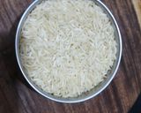 मशरूम बिर्याणी (Mushroom Biryani Recipe In Marathi) रेसिपी स्टेप 1 फोटो 