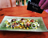 Foto del paso 7 de la receta: Ensalada primaveral mar y tierra con aceite Vidalim Omega 3