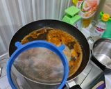 Foto langkah ke 2 dari resep Tom yam udang steamboat | Kuah super cantik.