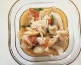 Foto langkah ke 8 dari resep Tumis jamur tiram pedas.