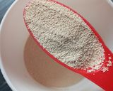 A picture of step 1 of Ring doughnut oil based.