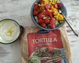 A picture of step 5 of Tortillas with Grilled Chicken, Vegetables, and Yogurt.