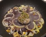 Foto del paso 4 de la receta Riñón de Cordero al Vino Tinto con Cebolla Melosa
