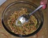 A picture of step 9 of Schezwan mayo sendwitch.