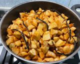Une image de l'étape 4 de Compote de pommes Pink Gold à la vanille et orange.
