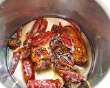 शेजवान सॉस (schezwan sauce recipe in marathi) रेसिपी स्टेप 1 फोटो 