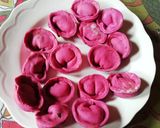 বিটরুট চিকেন মোমো (beatroot chicken momo recipe in Bengali) রেসিপি ধাপ - 3 ছবি