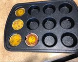Foto langkah ke 4 dari resep Egg hash browns(kentang telur cetak muffin).