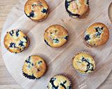 Une image de l'étape 9 de Muffins à la myrtille.