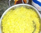 A picture of step 4 of Chicken stock Fried rice.