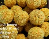 Foto langkah ke 3 dari resep Bola kentang isi keju mozarella.