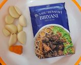 Foto langkah ke 1 dari resep Kreasi Nasi: Nasi Biryani.