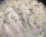 Foto del paso 2 de la receta: Merluza en salsa