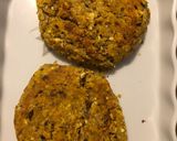 Foto del paso 5 de la receta: Medallones de garbanzos y lentejas rellenos con queso