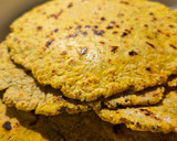 Foto del paso 6 de la receta: Pan naan dorado casero (con fécula de mandioca y harina integral)