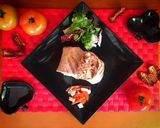 Foto del paso 3 de la receta Wrap de pollo con tomate