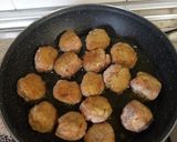 Foto del paso 2 de la receta Albóndigas en salsa de cerveza