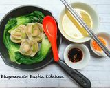 A picture of step 8 of Rose Wonton Soup With Bok Choy.