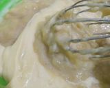 Foto langkah ke 4 dari resep Bolu Kukus Mini Pisang Ambon tanpa Mixer.