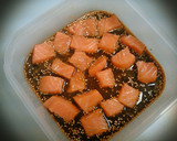 Foto del paso 2 de la receta: Ensalada de legumbres con salmón macerado