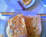 Foto del paso 3 de la receta: Bocadillo de Tortilla para dos en domingo