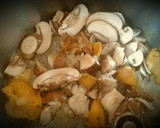 Foto del paso 5 de la receta: Risotto de pollo con setas